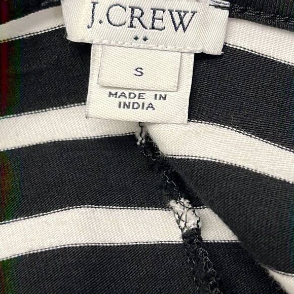 J. Crew Black & White Striped T- Shirt Dress w/ Ruffled Puff Sleeves- Small - Picture 7 of 9